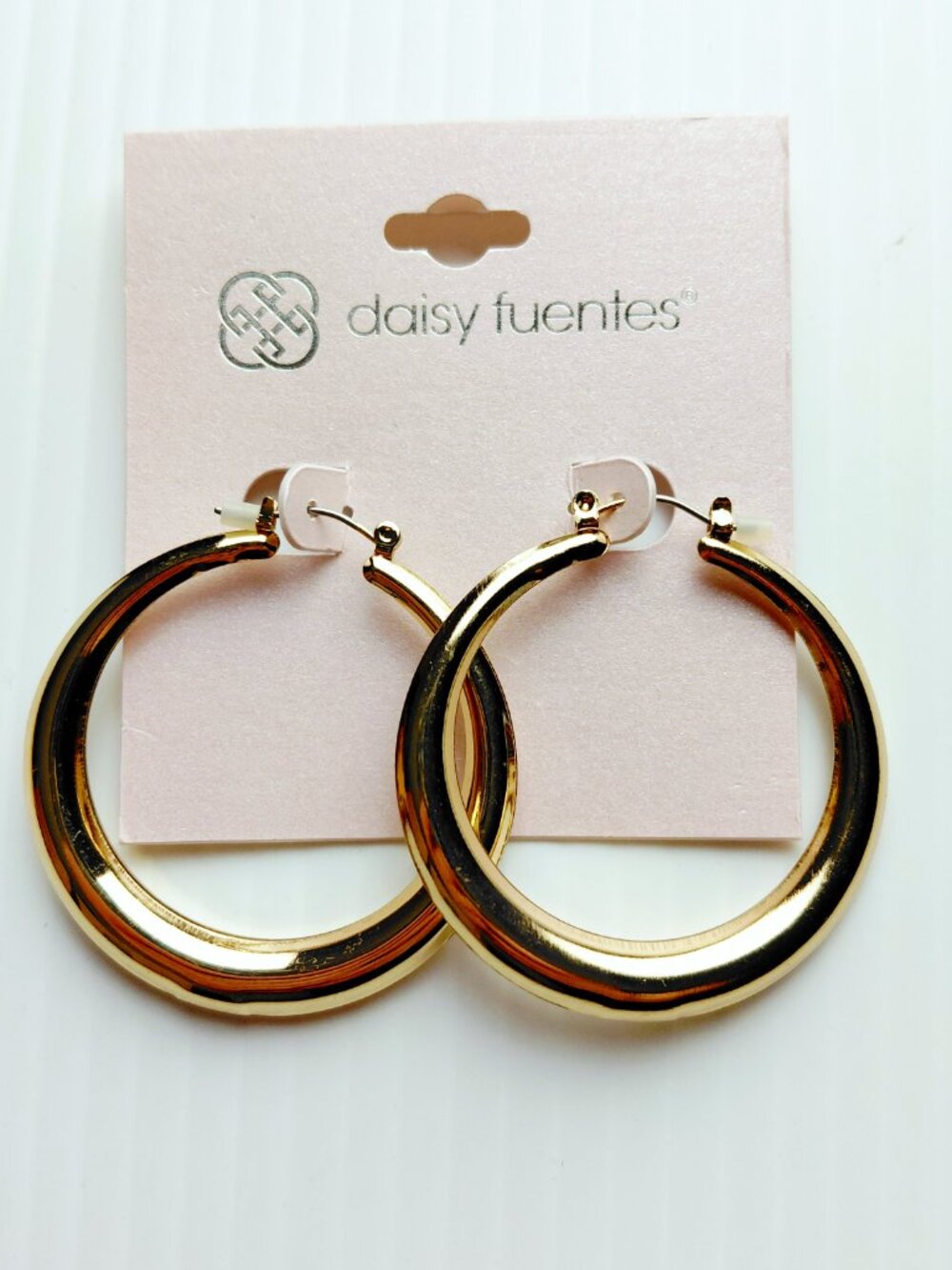 Daisy Fuentes Gold Tone 1.5" Chunky Hoop Earrings Fashion Jewelry